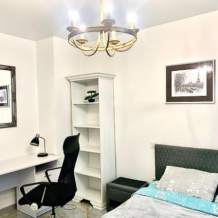 4-Room Jacuzzi Apartment Lviv Luaran gambar