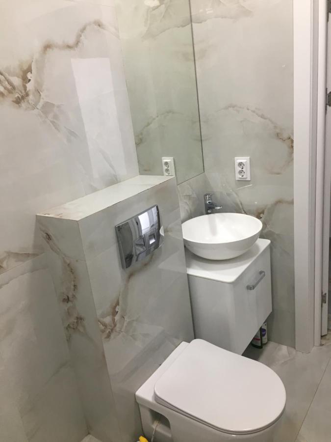 4-Room Jacuzzi Apartment Lviv Luaran gambar