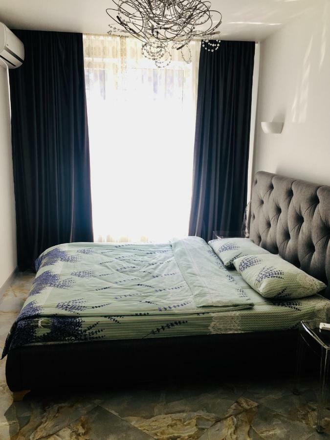 4-Room Jacuzzi Apartment Lviv Luaran gambar