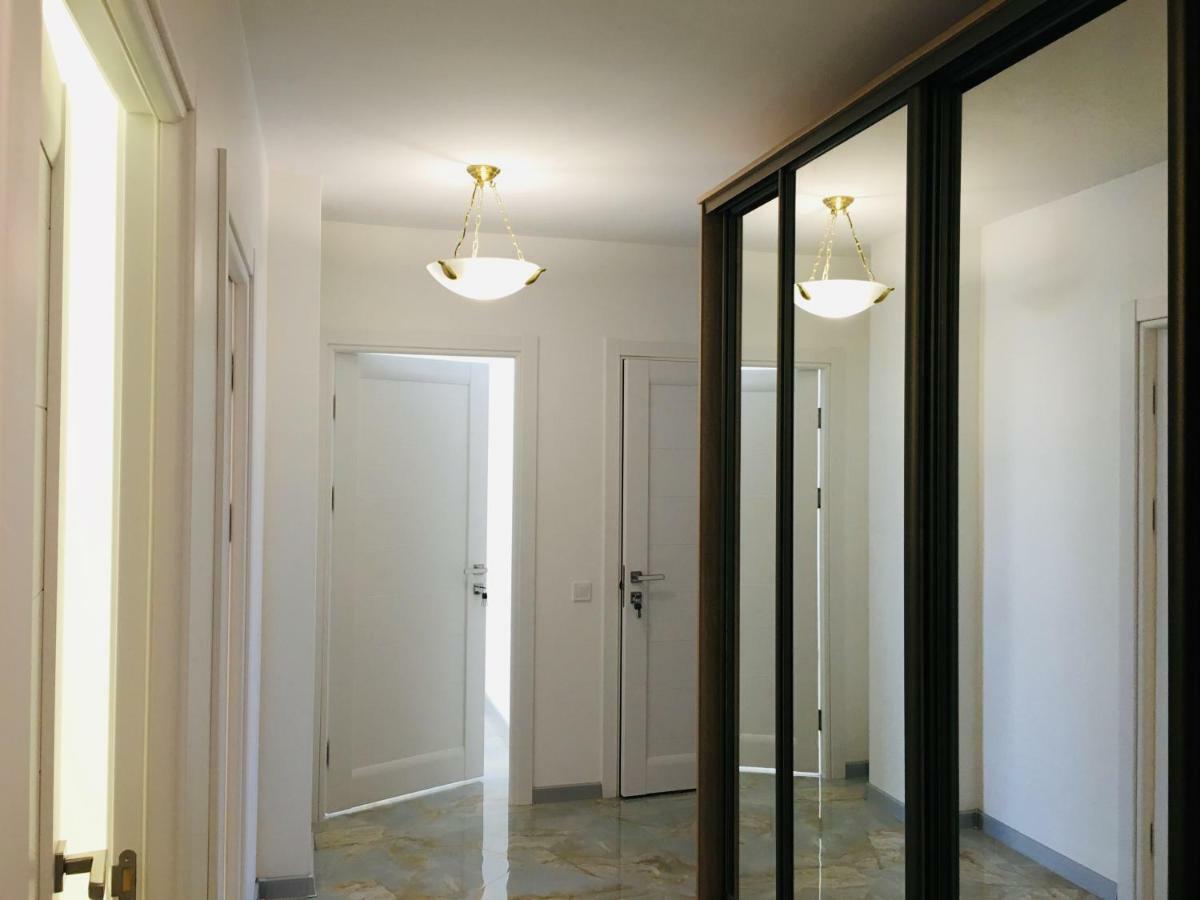 4-Room Jacuzzi Apartment Lviv Luaran gambar