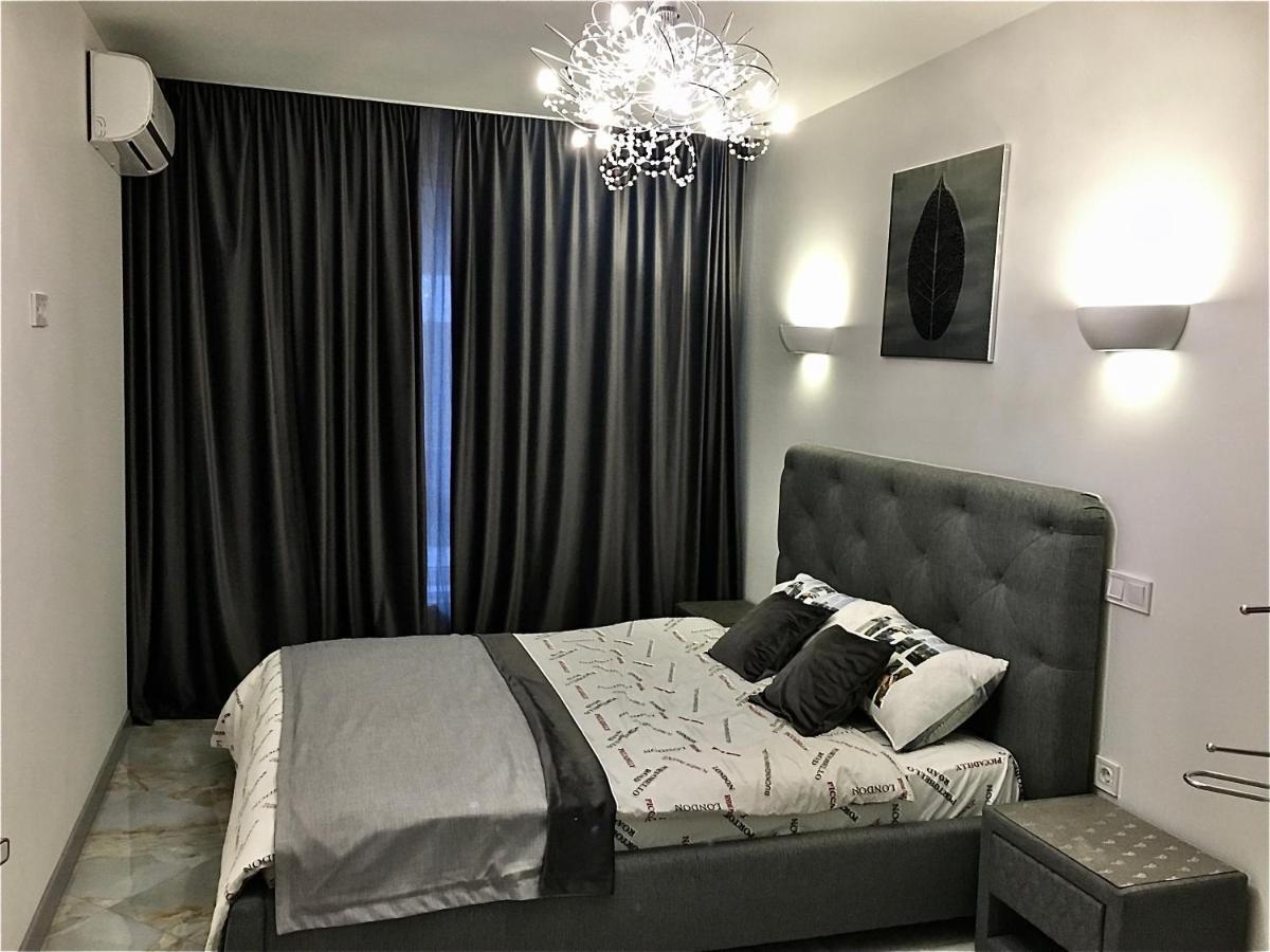 4-Room Jacuzzi Apartment Lviv Luaran gambar